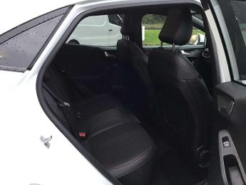 Ford Puma 1.0 EcoBoost Hybrid mHEV ST-Line X 5dr DCT