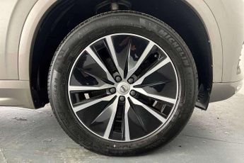 Volvo XC90 2.0 B5P [250] Momentum 5dr AWD Gtron