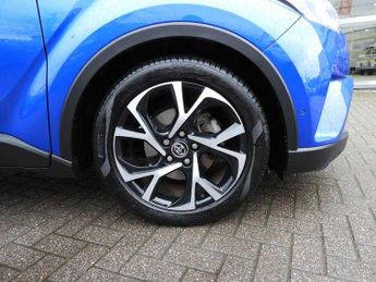 Toyota C-HR 1.8 Hybrid Design 5dr CVT
