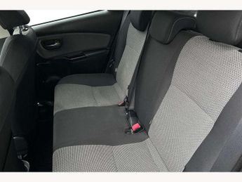 Toyota Yaris 1.5 Hybrid Icon TSS 5dr CVT