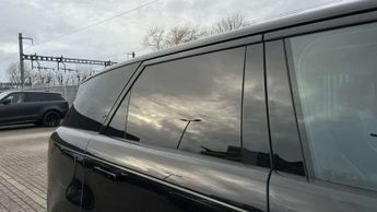 Land Rover Range Rover Sport 3.0 P460e Dynamic SE 5dr Auto