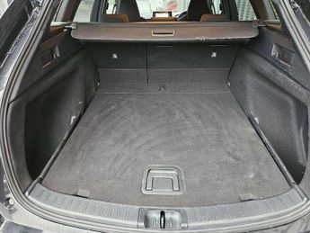 Suzuki Swace 1.8 Hybrid SZ-T 5dr CVT