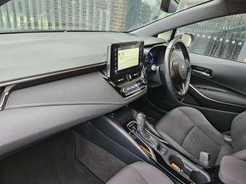 Suzuki Swace 1.8 Hybrid SZ-T 5dr CVT