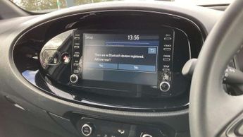 Toyota Aygo X 1.0 VVT-i Edge 5dr Auto