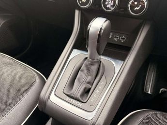 Renault Captur 1.6 E-TECH PHEV 160 SE Edition 5dr Auto