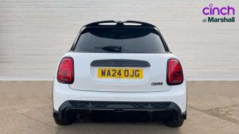 MINI Hatchback 5dr 1.5 Cooper Sport 5dr Auto [Comfort/Nav Pack]