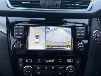 Nissan Qashqai 1.6 dCi N-Connecta 5dr Xtronic