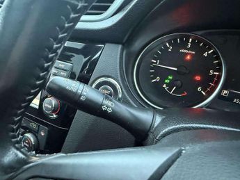 Nissan Qashqai 1.6 dCi N-Connecta 5dr Xtronic