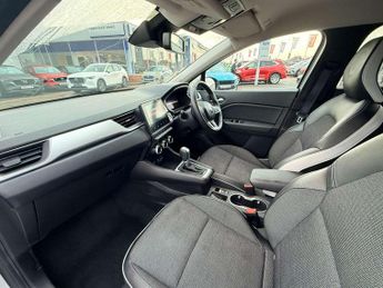 Renault Captur 1.6 E-Tech Plug-in hybrid 160 Techno 5dr Auto