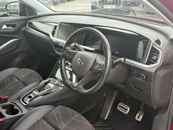 Vauxhall Grandland 1.5 Turbo D Ultimate 5dr Auto