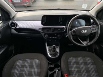 Hyundai i10 1.0 [63] Premium 5dr Auto [Nav]