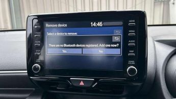 Toyota Yaris 1.5 Hybrid Design 5dr CVT