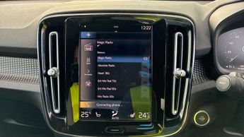 Volvo XC40 Recharge 1.5 T5 Recharge PHEV R DESIGN Pro 5dr Auto
