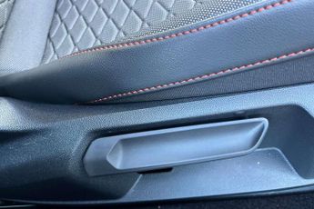 SEAT Leon Estate 1.5 e-Hybrid FR 5dr DSG [DAP]