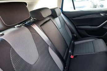 Skoda Octavia Estate 1.4 TSI iV SE Technology DSG 5dr