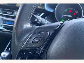 Toyota C-HR 1.8 Hybrid Design 5dr CVT