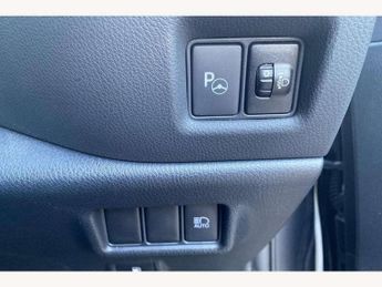 Toyota C-HR 1.8 Hybrid Design 5dr CVT