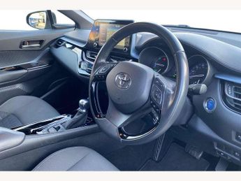 Toyota C-HR 1.8 Hybrid Design 5dr CVT