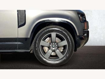 Land Rover Defender 2.0 P400e X-Dynamic HSE 110 5dr Auto