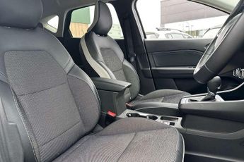 Renault Captur 1.6 E-Tech Plug-in hybrid 160 Techno 5dr Auto