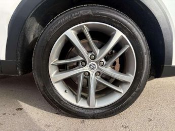 MG HS 1.5 T-GDI PHEV Exclusive 5dr Auto