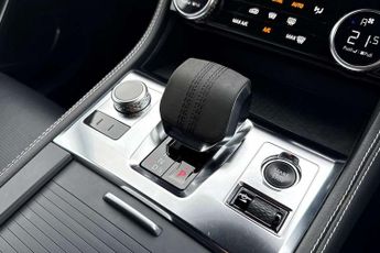 Jaguar F-Pace 2.0 D200 R-Dynamic S 5dr Auto AWD