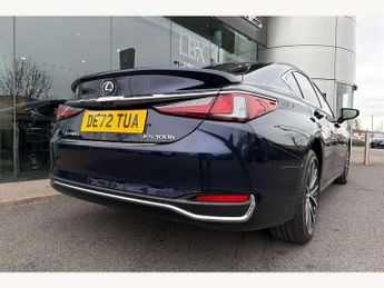 Lexus ES 300h 2.5 4dr CVT