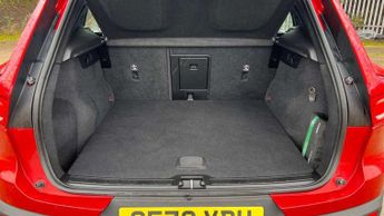 Volvo XC40 Recharge 1.5 T4 Recharge PHEV Core Bright 5dr Auto
