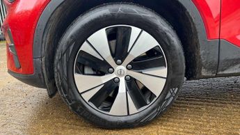 Volvo XC40 Recharge 1.5 T4 Recharge PHEV Core Bright 5dr Auto