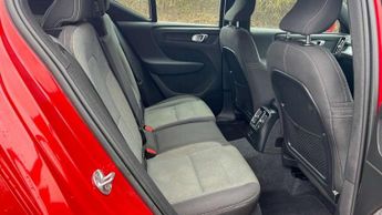 Volvo XC40 Recharge 1.5 T4 Recharge PHEV Core Bright 5dr Auto