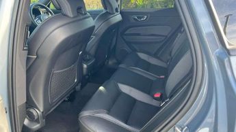 Volvo XC60 2.0 B4D R DESIGN 5dr AWD Geartronic