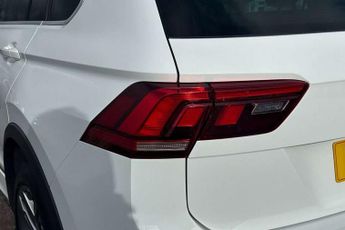 Volkswagen Tiguan 1.5 TSI 150 R-Line Edition 5dr DSG