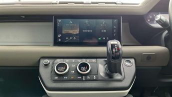Land Rover Defender 3.0 D200 S 90 3dr Auto