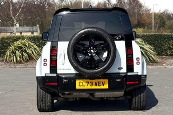 Land Rover Defender 3.0 D250 X-Dynamic SE 110 5dr Auto