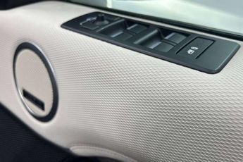 Land Rover Discovery 3.0 D300 Metropolitan Edition 5dr Auto