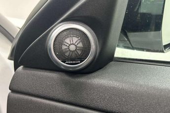 Land Rover Range Rover Evoque 1.5 P300e R-Dynamic SE 5dr Auto