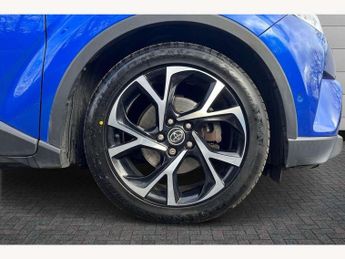 Toyota C-HR 1.8 Hybrid Dynamic 5dr CVT