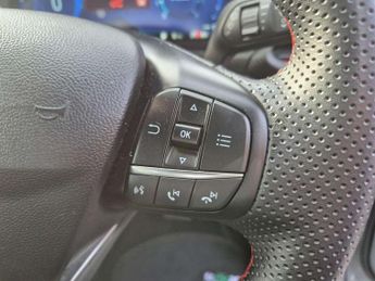 Ford Puma 1.0 EcoBoost Hybrid mHEV ST-Line X 5dr DCT