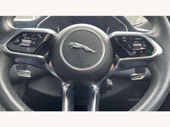 Jaguar F-Pace 2.0 P250 R-Dynamic SE Black 5dr Auto AWD