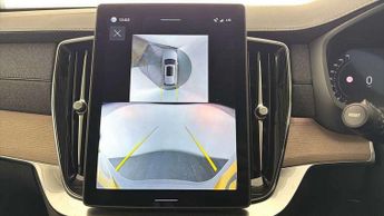 Volvo XC90 2.0 B5P Plus Dark 5dr AWD Geartronic