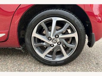 Toyota Yaris 1.5 Hybrid Excel 5dr CVT