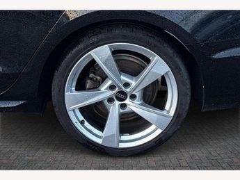 Audi A4 Avant 40 TFSI 204 S Line 5dr S Tronic