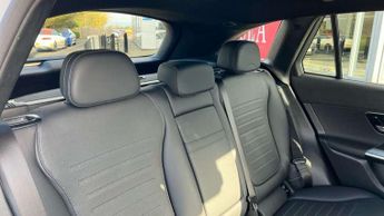 Mercedes-Benz GLC GLC 300d 4Matic AMG Line Premium 5dr 9G-Tronic