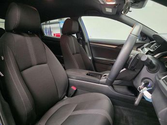 Honda Civic 1.0 VTEC Turbo 126 SR 5dr CVT