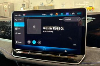 Volkswagen Passat Estate 1.5 TSI eHybrid 272 R-Line 5dr DSG