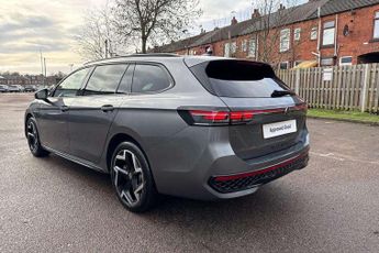 Volkswagen Passat Estate 1.5 TSI eHybrid 272 R-Line 5dr DSG