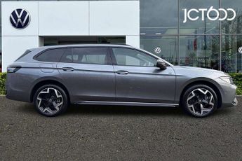 Volkswagen Passat Estate 1.5 TSI eHybrid 272 R-Line 5dr DSG