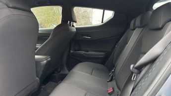 Toyota C-HR 1.8 Hybrid Icon 5dr CVT