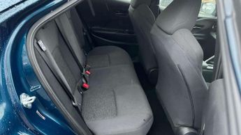 Toyota C-HR 1.8 Hybrid Icon 5dr CVT