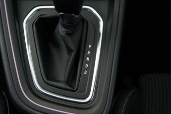 Renault Clio 1.6 E-TECH full hybrid 145 Engineered 5dr Auto